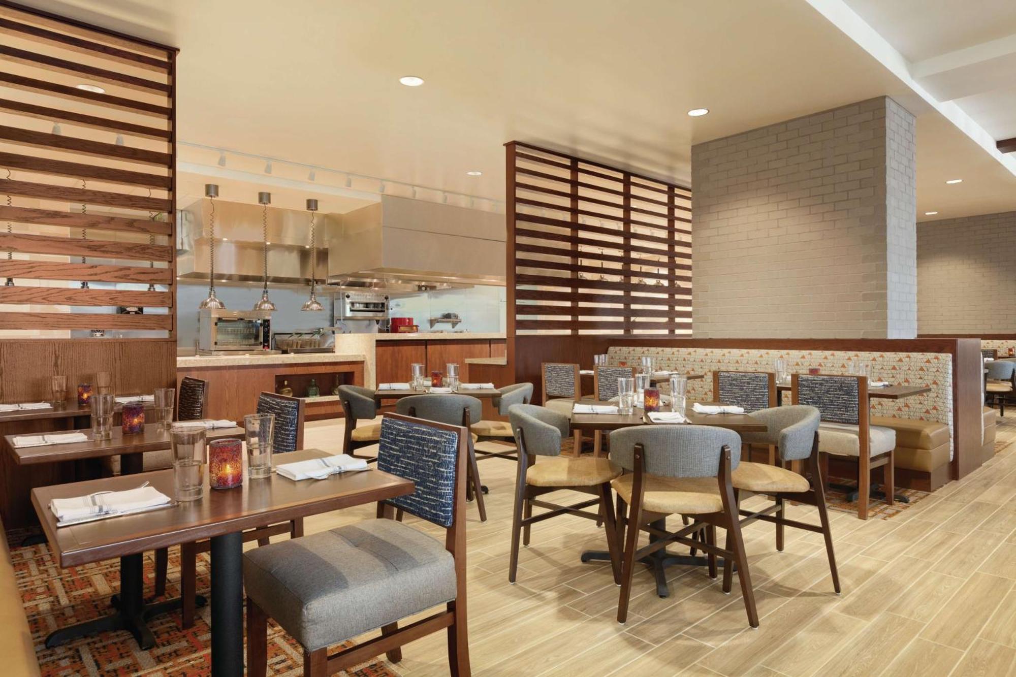Embassy Suites By Hilton South Jordan Salt Lake City Exterior foto