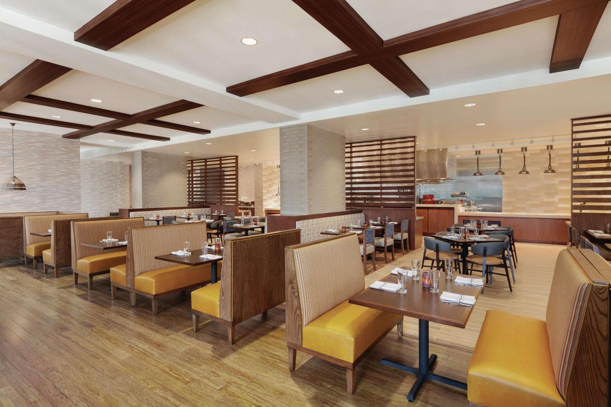 Embassy Suites By Hilton South Jordan Salt Lake City Exterior foto